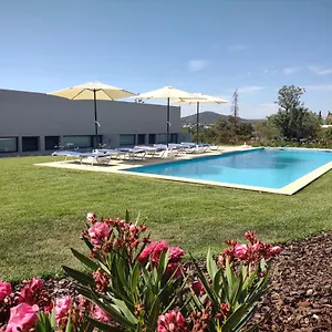 Sunny Hill Aparthotel